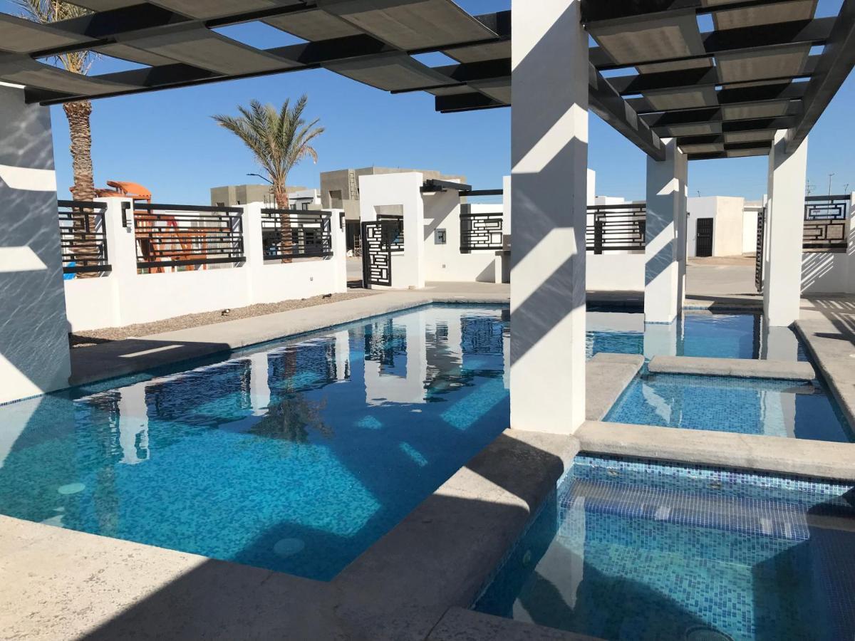 Dolphin Maeva Residencial Villa Rocky Point Exterior photo